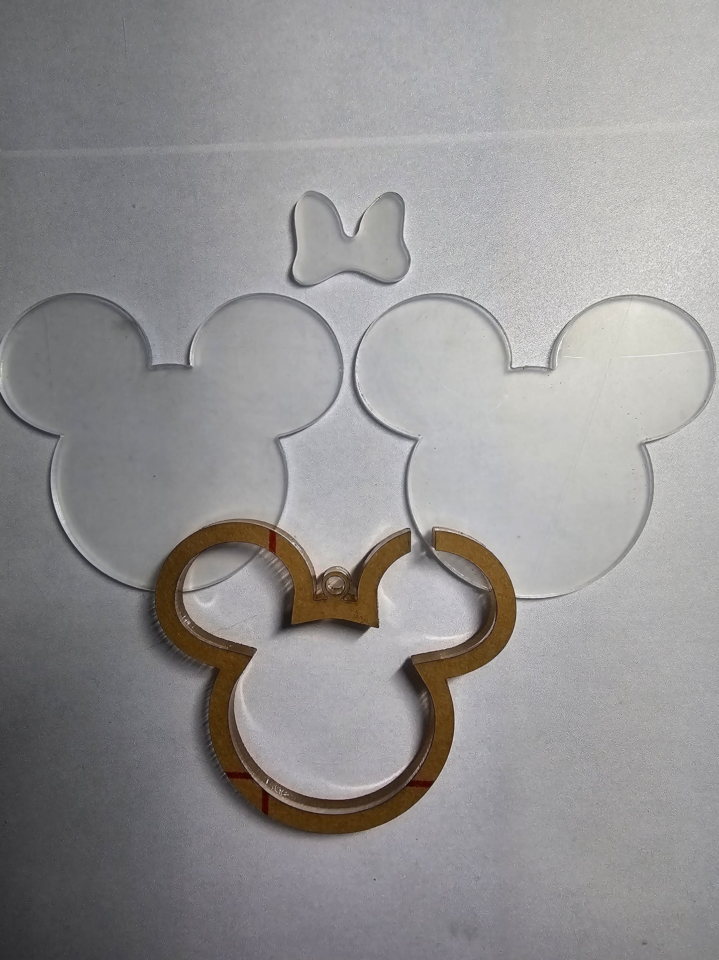 Acryl muis hoofd snowglobe ornament met strik - DIY Sleutelhanger / Ornament (Blank)