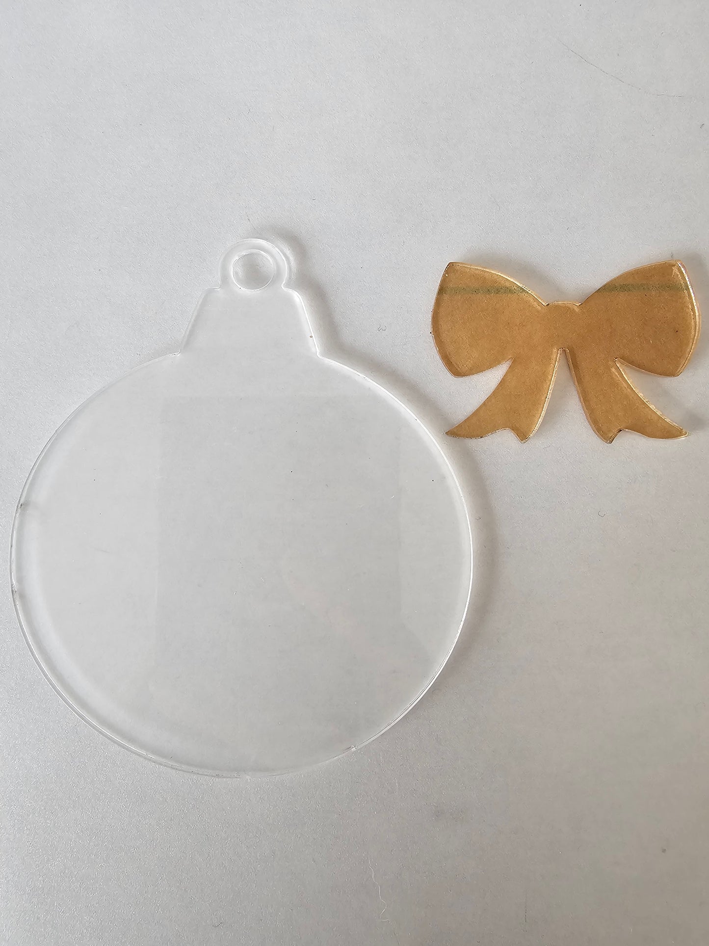 Acryl Kerst Ornament 8 cm (Blank) met Strik – Set van 5 of 10